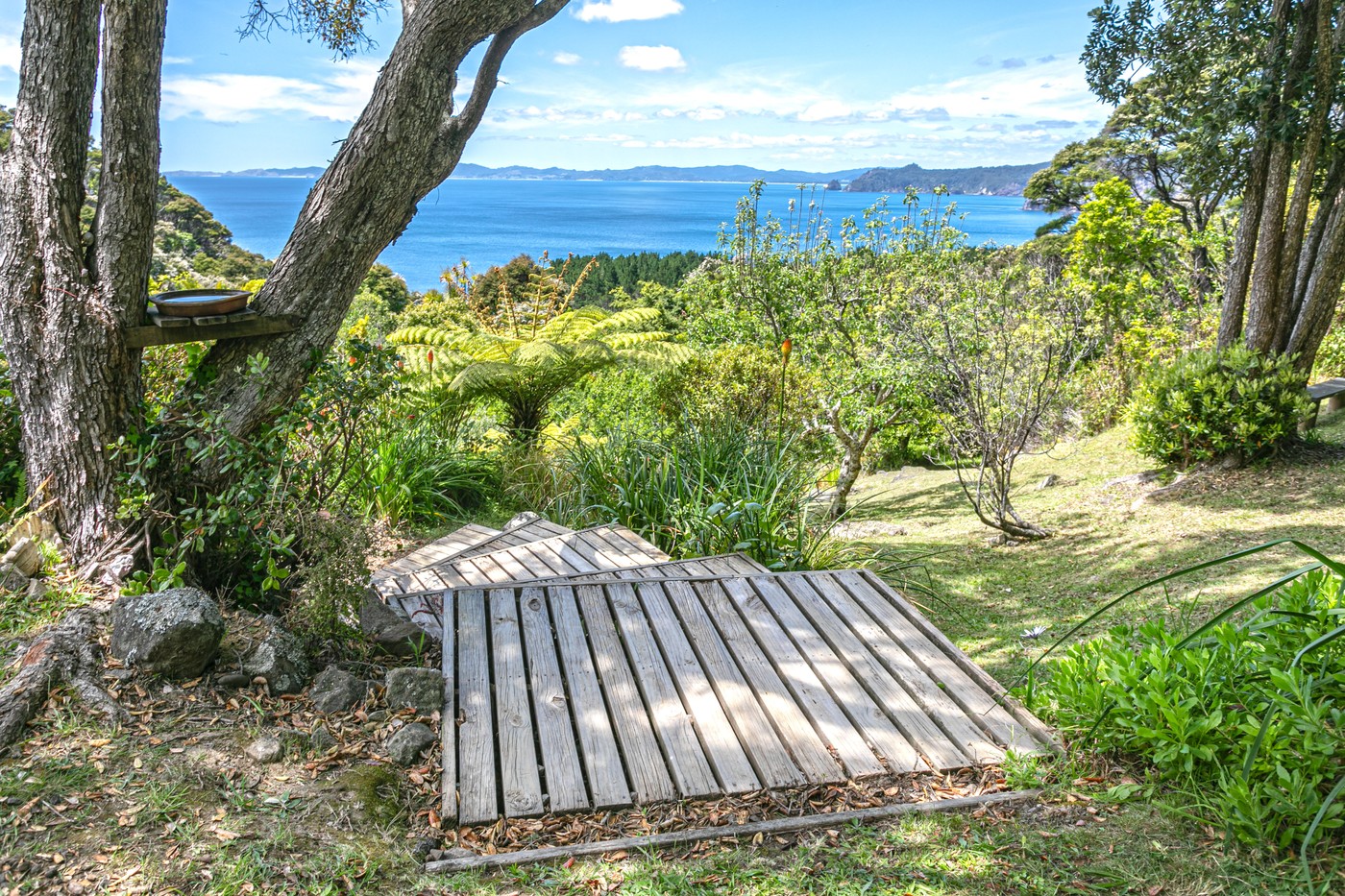Tuateawa Treasure