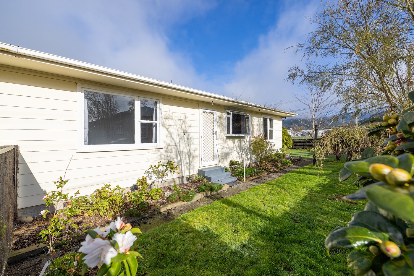 A Fresh Start on the Featherston Ladder