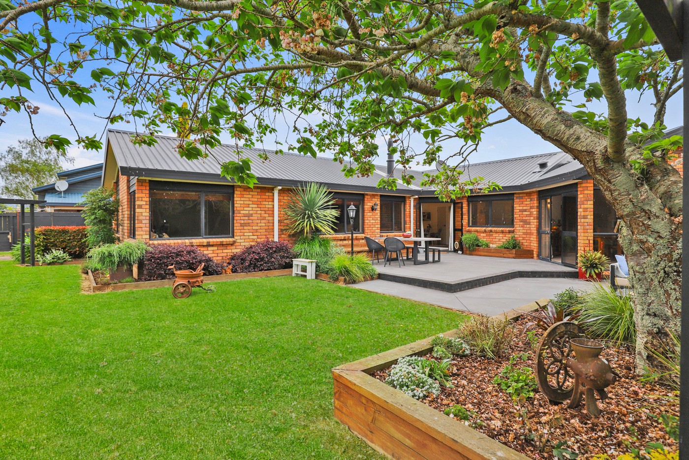 Unveiling Your Dream Home!