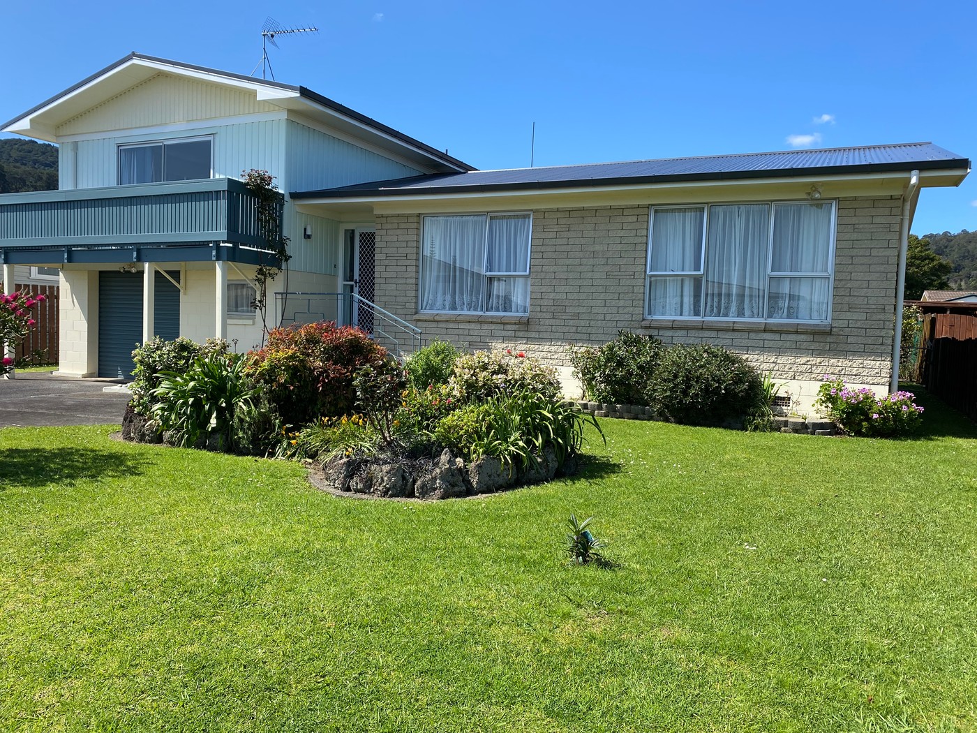 Split-Level Living, Family-Sized Comfort